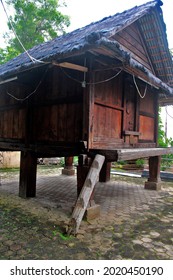 283 Barns On Stilts Images, Stock Photos & Vectors | Shutterstock