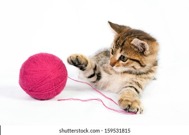 Kitten Playing Ball Yarn Images, Stock Photos & Vectors | Shutterstock