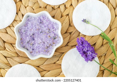 Small White Bowl With Purple Lavender Crystal Bath Salt (foot Soak). Homemade Pedicure, Spa And Beauty Treatment Recipe.