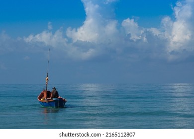 Small Wood Fishing Boats Used In Asia For Sustainable Fishing In Shallow Seas Asia And Thailand
