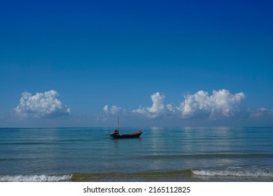 Small Wood Fishing Boats Used In Asia For Sustainable Fishing In Shallow Seas Asia And Thailand
