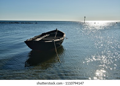 Moored Boats Images Stock Photos Vectors Shutterstock