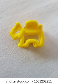 Small Yellow Dog Hair Clip