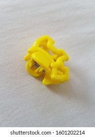 Small Yellow Dog Hair Clip