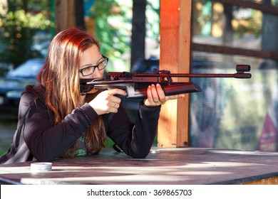 Smart Girl Shooting From Air Gun