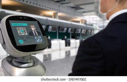 Smart Hospitality Industry Concept, Airport Or Hotel Using Robot To  Scan And Personal Data Check With Customer Who Got Covid-19 Vaccinate By Using Face Recognition Detection Technology