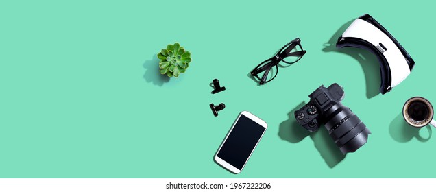 Smartphone with a VR and a SLR camera - flat lay
