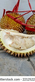 Smelly Durian Fruit But Very Tasty