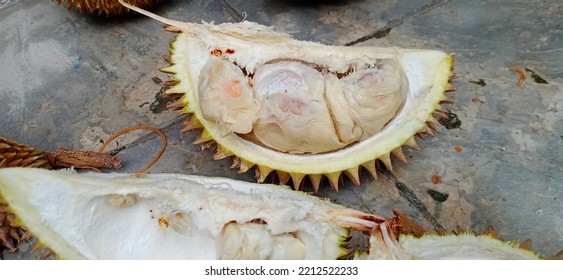 Smelly Durian Fruit But Very Tasty