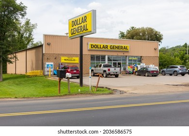 SMETHPORT, PA, USA-15 AUGUST 2021: Dollar General Store In Downtown.  Building And Signs.