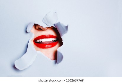 746,670 Smile paper Images, Stock Photos & Vectors | Shutterstock