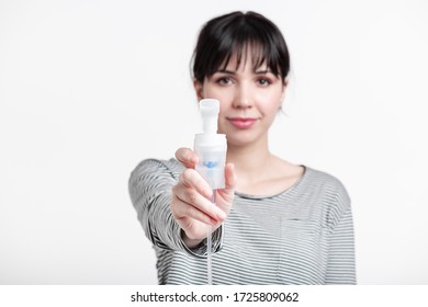 64 Inhaler nebulizer mask front Images, Stock Photos & Vectors ...