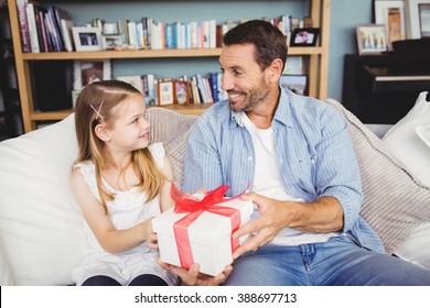 45,659 Father Daughter Gift Images, Stock Photos & Vectors | Shutterstock