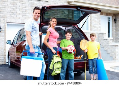 Smiling Happy Family Family Car Stock Photo 94438804 | Shutterstock