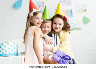 Foto Immagini E Foto Stock A Tema Compleanno Bambini Shutterstock