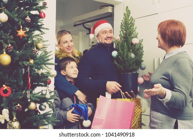 Smiling Man Wife Teen Son Visiting Stock Photo 1041490918 | Shutterstock