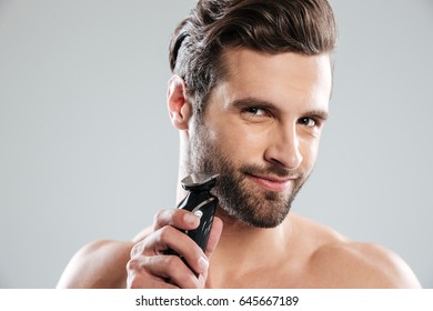 18,687 Man electric shaving Images, Stock Photos & Vectors | Shutterstock