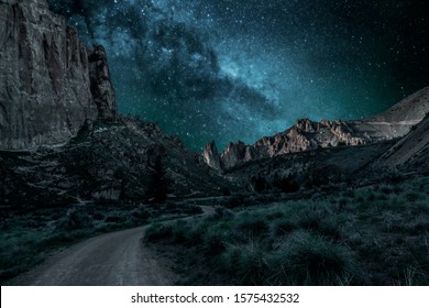 Smith Rock State Park landscape under the night sky in Bend, Oregon, USA.