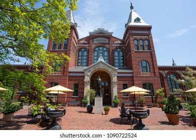 Smithsonian Castle Museum Usa