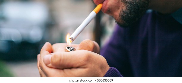 smoke cigarette
