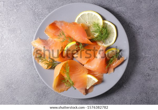 smoked salmon with\
lemon and dill, top view
