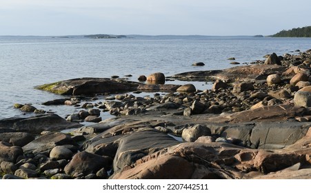 Smooth Outcrop In The Archipelago