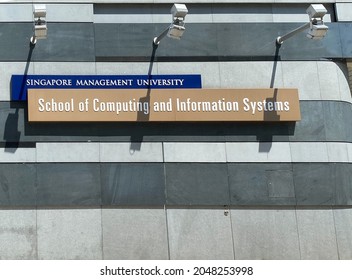 SMU, Singapore, -Circa 2021,- Signage For Singapore Management University School Of Computing And Information System, The Campus Located In Downtown Singapore.