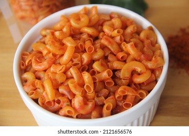 Makaroni Images, Stock Photos & Vectors 