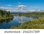 The Snake River and the Mount Moran in the background in the Oxbow Bend viewpoint in Grand Teton National Park, Wyoming