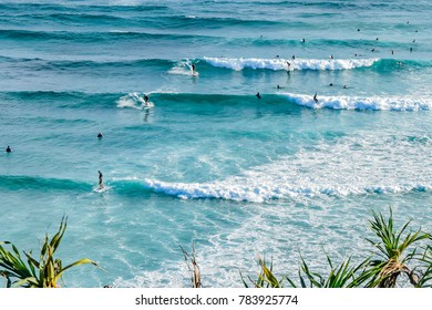 Snapper Rocks Multiple Waves