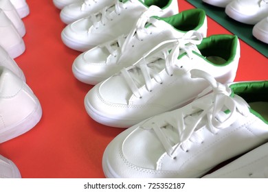 Sneaker.