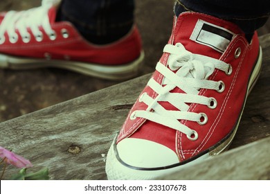 girls red converse shoes