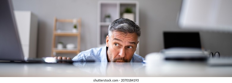 350 Sneaky Boss Images, Stock Photos & Vectors | Shutterstock