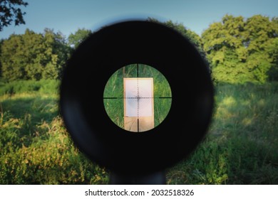 Sniper Gun Scope View, Target