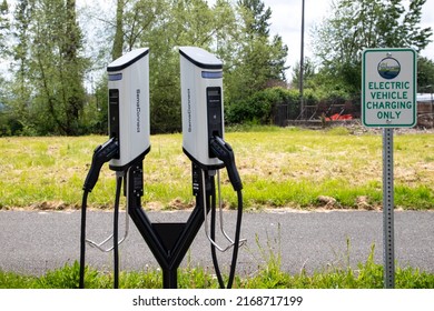 Snohomish WA USA: 05-20-2020: Electric Vehicle Charging Station Provided By The County