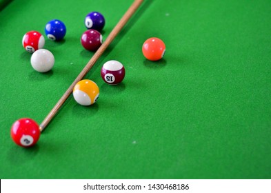 Snooker Billiard Play Game Table