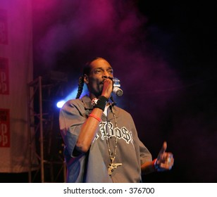 1,304 Snoop dogg Images, Stock Photos & Vectors | Shutterstock