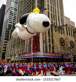 Snoopy Balloon Floats Air During Annual Stock Photo 1533174725 