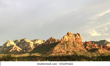 Snoopy And Lucy Rock In Sedona Arizona￼