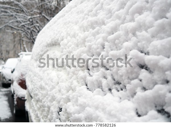snow auto under the\
snow, snowy winter