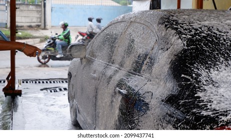 Snow Car Wash. Jakarta, 1 January 2022.