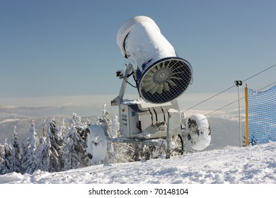 20,778 Snow guns Images, Stock Photos & Vectors | Shutterstock