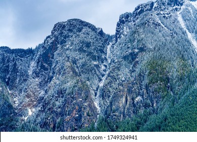 Snow Mount Si, Cascade Range, Evergreen Forest North Bend Washington