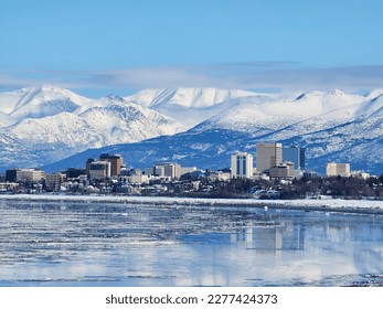 Snow town Anchorage, Alaska, the United States of America is one of many people's dream to visit due to its scenery, culture, culinary.
