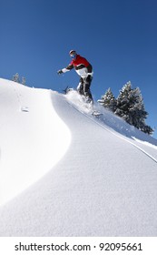 Snowboarder