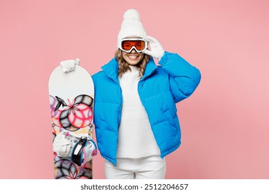 Mujer snowboard usa traje