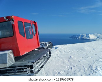 Snowcat Skiing And Snowboarding In Iceland