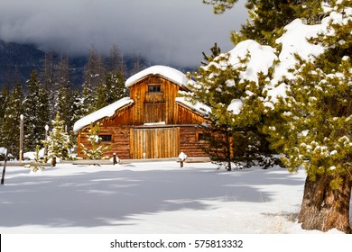 Snowshoeing In Kawuneeche Valley Never Summer Mountains