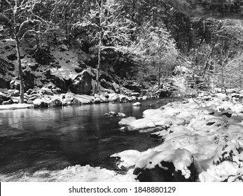 Snowy Lake Dark Black And White Sedona Trees River Oak Creek Canyon