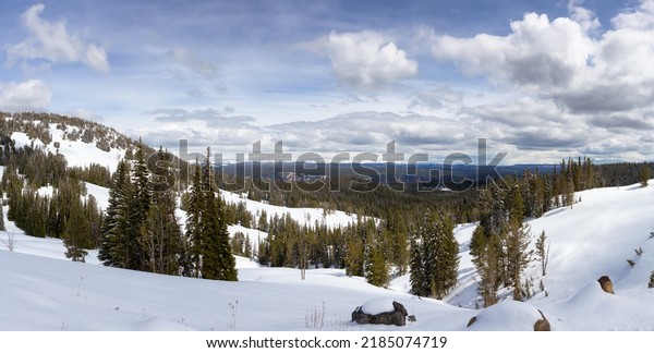Snowy\
Mountain in the American Landscape. Yellowstone National Park,\
Wyoming. United States. Nature Background\
Panorama